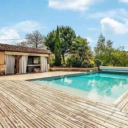 Gorgeous In Holiday home Villamblard